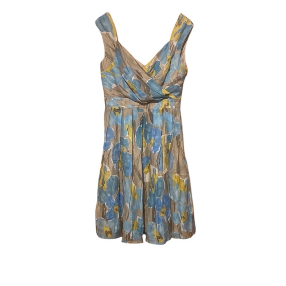 Adrianna Papell fit and flare sleeveless lined silky sizs 4 dress watercolor